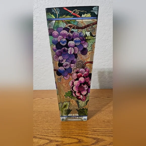 AMIA Studios • Hand Paint Glass Vase Grape Vines 10” - Picture 4 of 9
